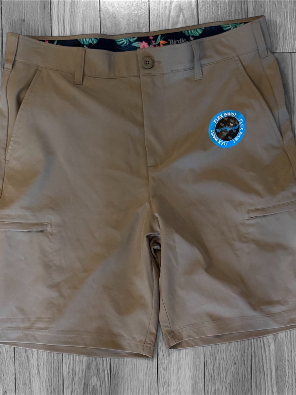 Birdie Bound Men’s Khaki Hybrid Performance Shorts NWT